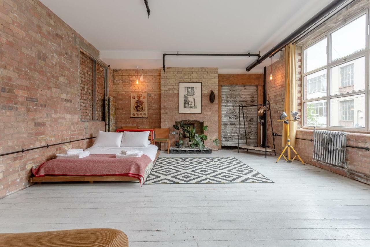 Appartamento Industrial Open Plan Studio In Hackney Londra